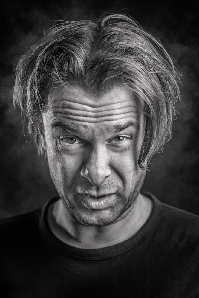 Hans Teeuwen comedian Amsterdam stand-up comedy